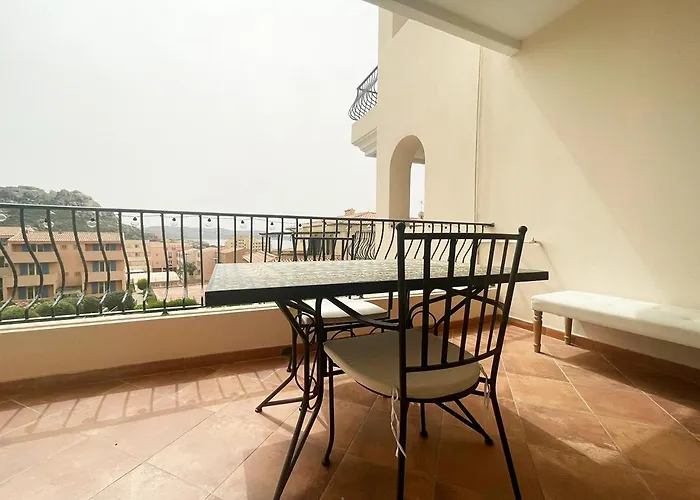 Laureliving Holiday Home Residenza Isabella Appartement *